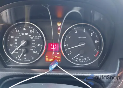 2008 BMW 328 Xi Sulev z USA, uszkodzony, nr VIN WBAVC73518KX90144